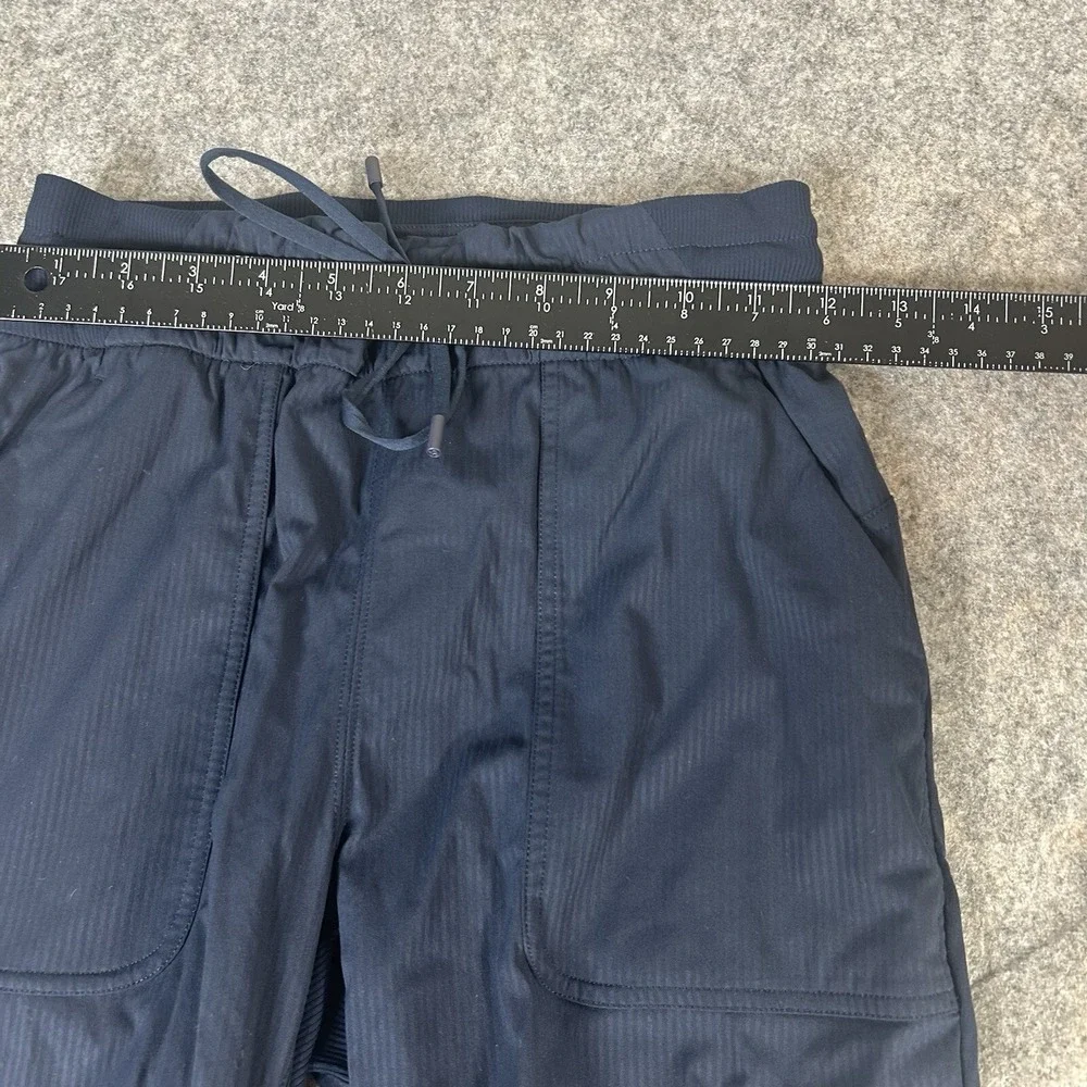Lululemon Women's 2 Navy Blue Beyond The Studio Ankle Crop Pant 24